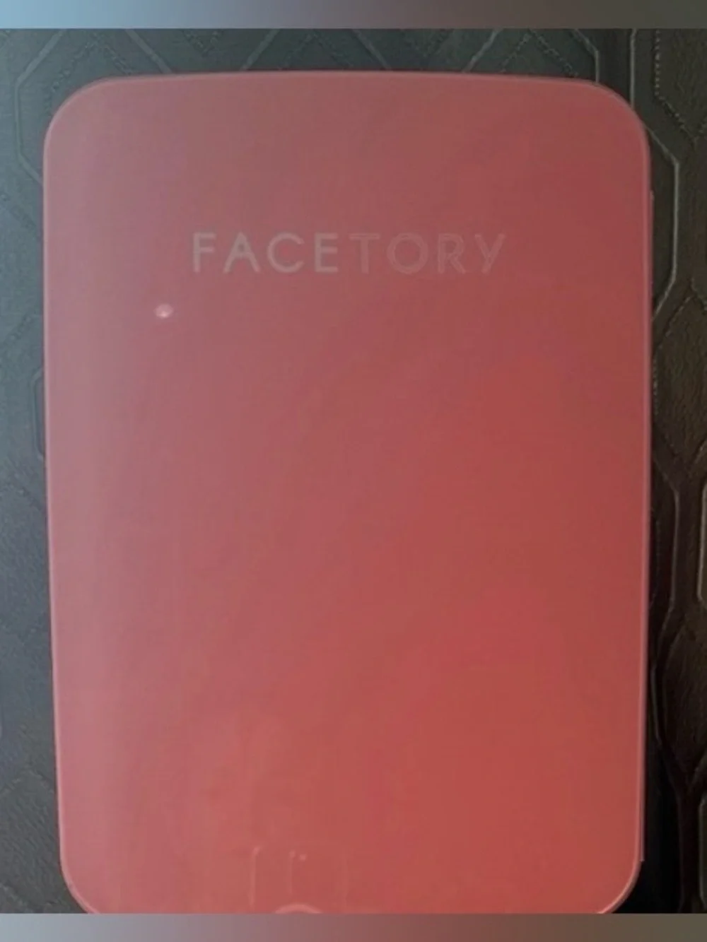 FACETORY Portable Coral Beauty Fridge with Heat and Cool Capacity New